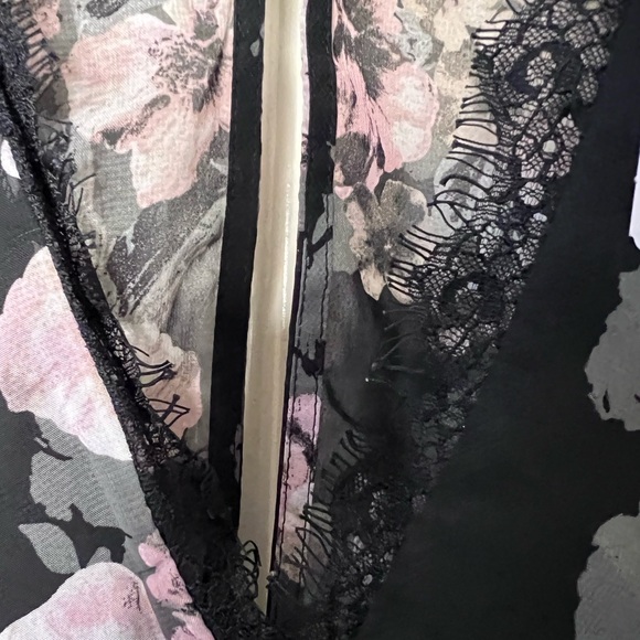 New Forever 21 Long Robe Dress Floral Black & Pink Rose Print, Open Back, Sz S - Picture 7 of 11